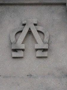 Read more about the article Religious Symbols in the Cemetery