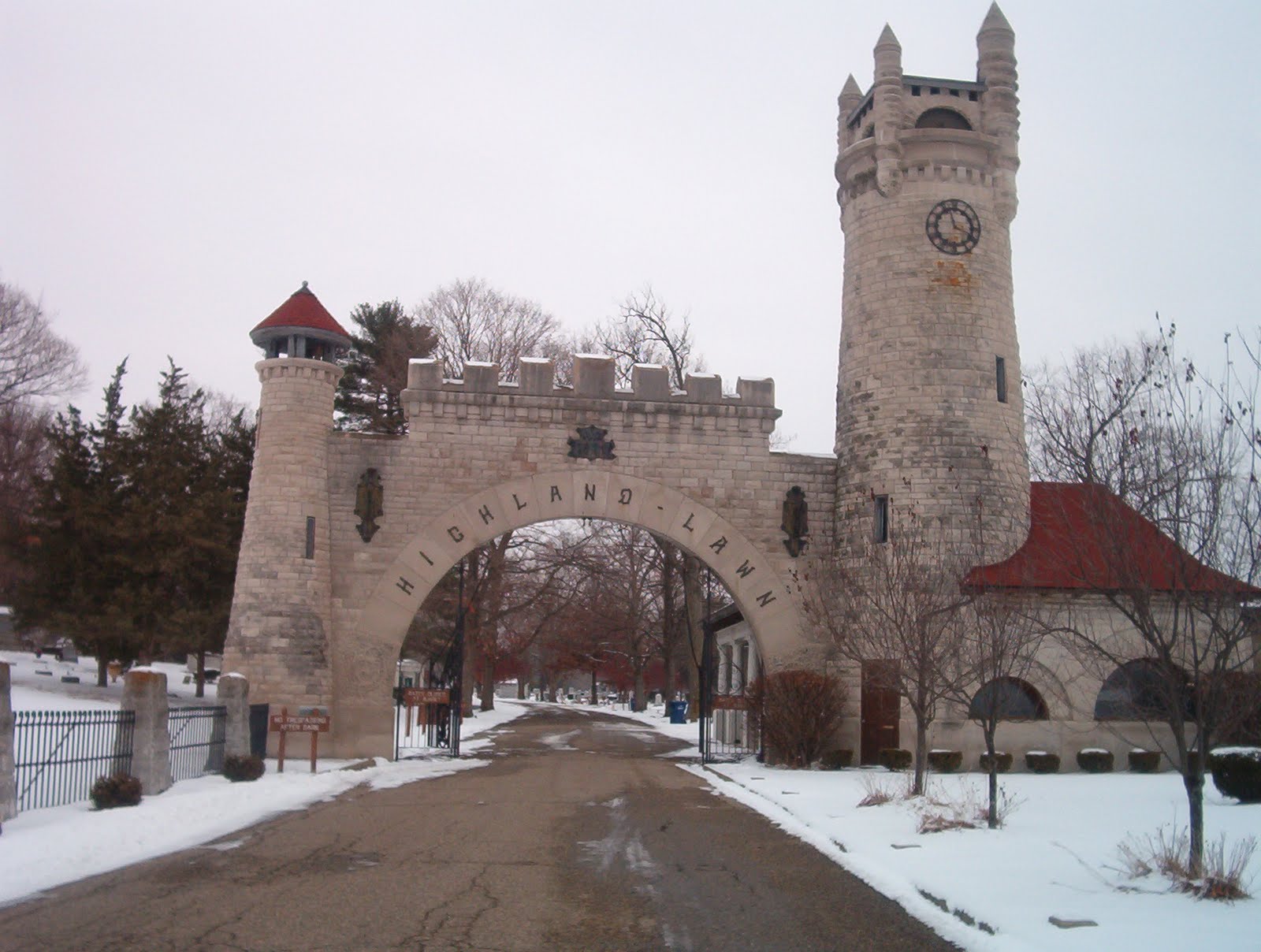 You are currently viewing Devoted Pets and the Cemeteries They Inhabit – Part 1