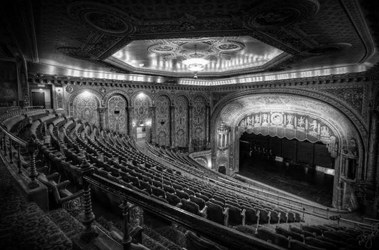 You are currently viewing The Haunted Landmark Theatre – New York