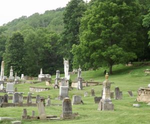 Read more about the article EXPLORING SIX DIFFERENT TYPES OF STONES USED FOR GRAVES